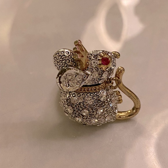 Betsey Johnson - Mouse Ring - Picture 3 of 3